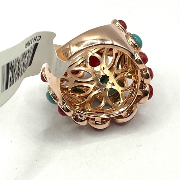 Elegant Gold and Turquoise Ring - Picture 6 of 10